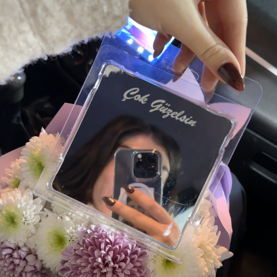 Aynalı Çiçek Buketi (yılbaşı temalı)