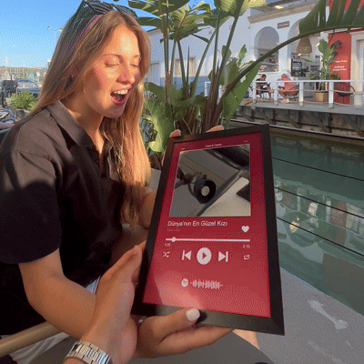 Aynalı Spotify Makyaj Tablosu